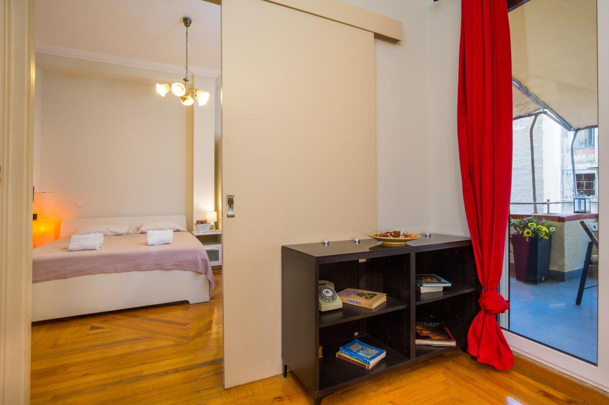 Downtown Quiet Apartment On A Pedestrian Street Athen Eksteriør bilde