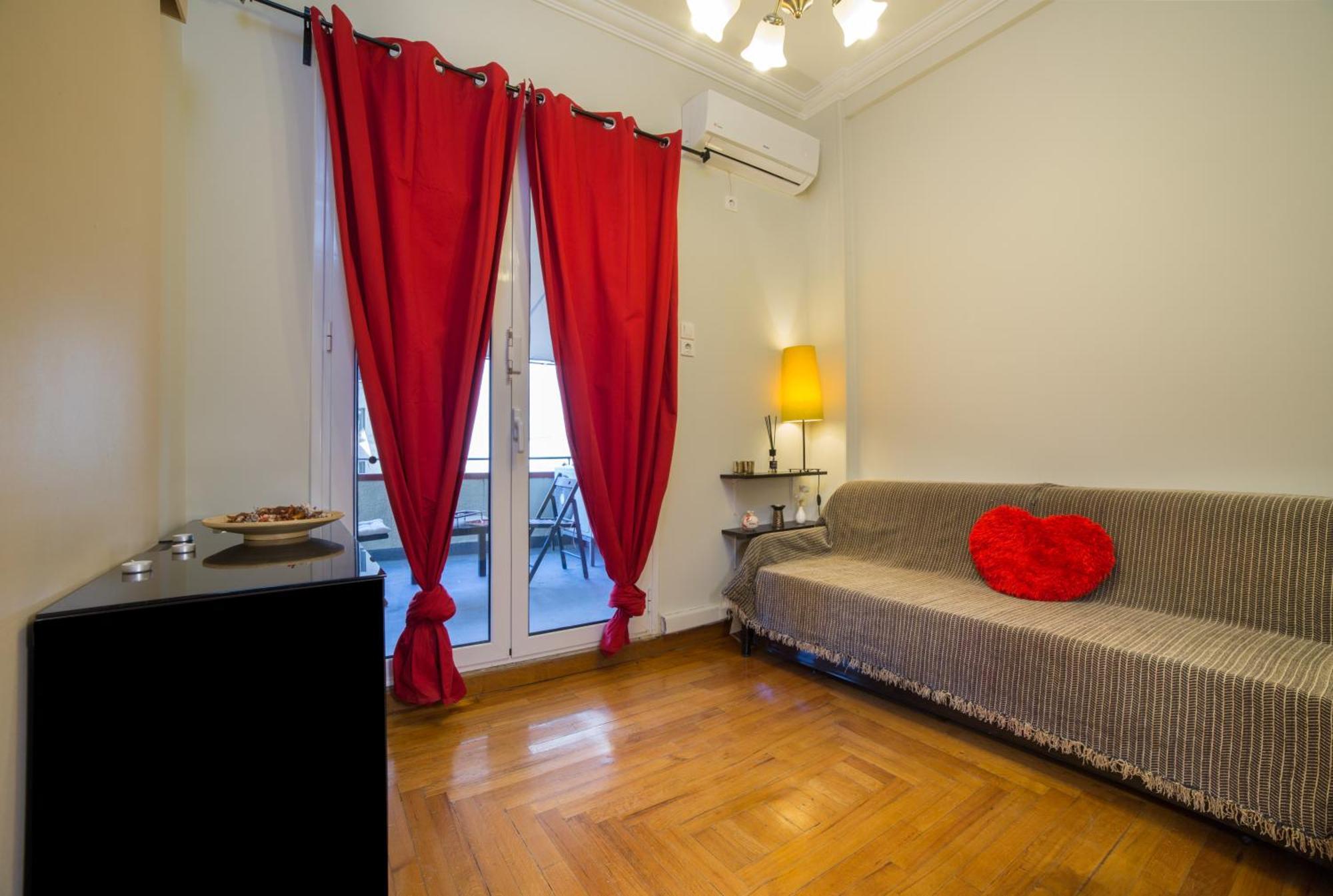 Downtown Quiet Apartment On A Pedestrian Street Athen Eksteriør bilde