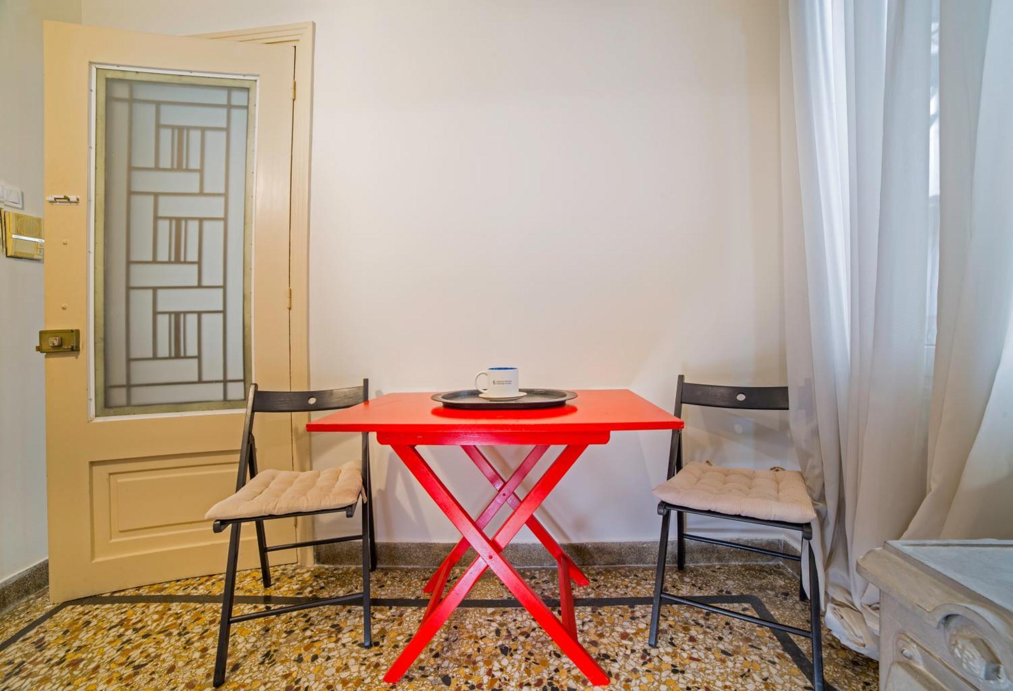 Downtown Quiet Apartment On A Pedestrian Street Athen Eksteriør bilde