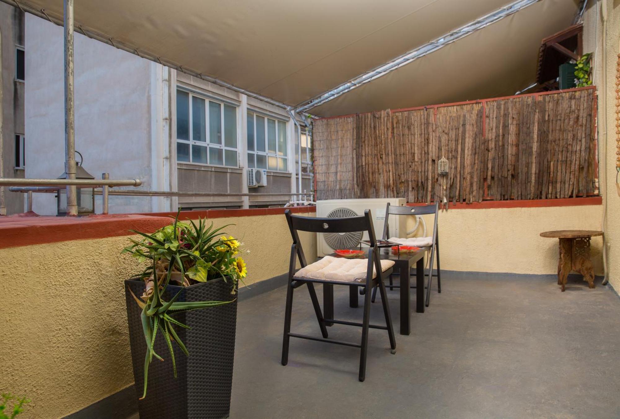 Downtown Quiet Apartment On A Pedestrian Street Athen Eksteriør bilde